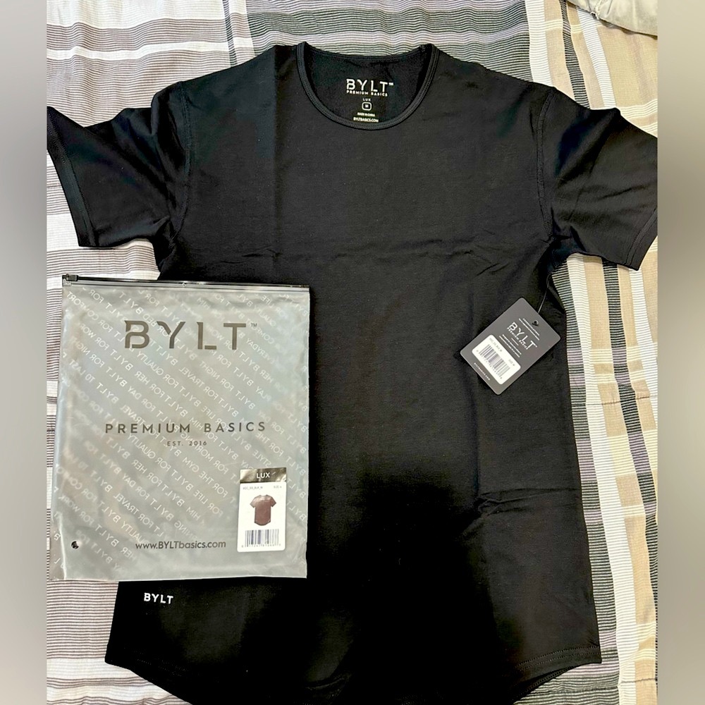 Bylt Basics Drop Cut T-Shirt - Black *NWT*